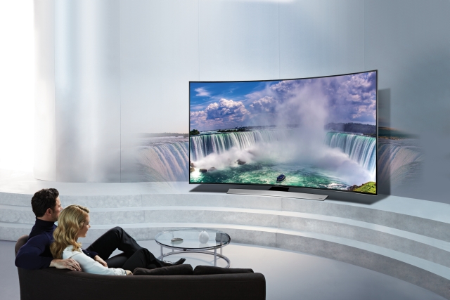 Samsung kavisli TV