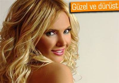 ECE ERKEN, TWİTTER’DA GİZLİ REKLAM TEKLİFİNİ REDDETTİ